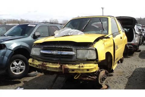 Photo of 2003 Chevrolet Tracker