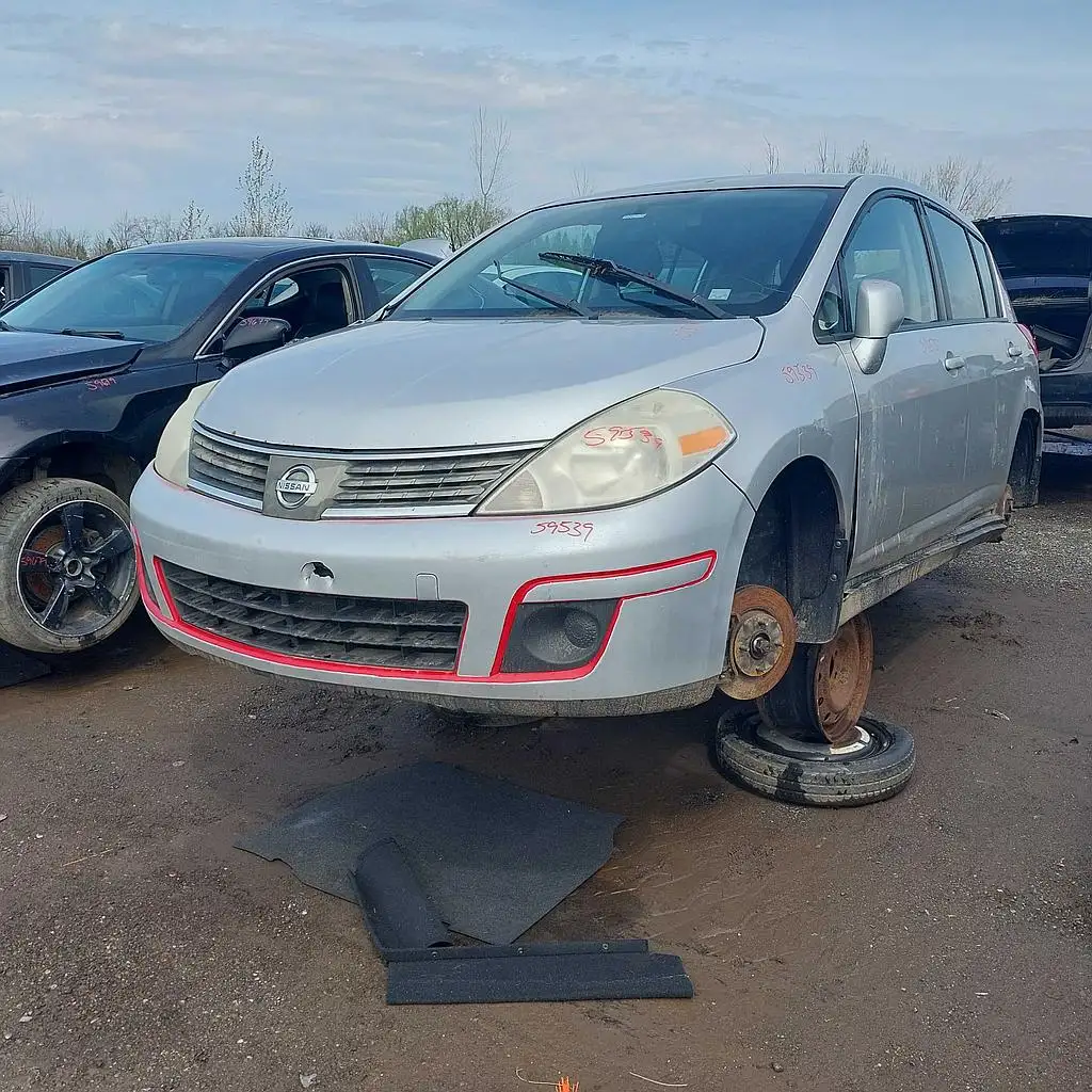 Photo of 2008 Nissan Versa