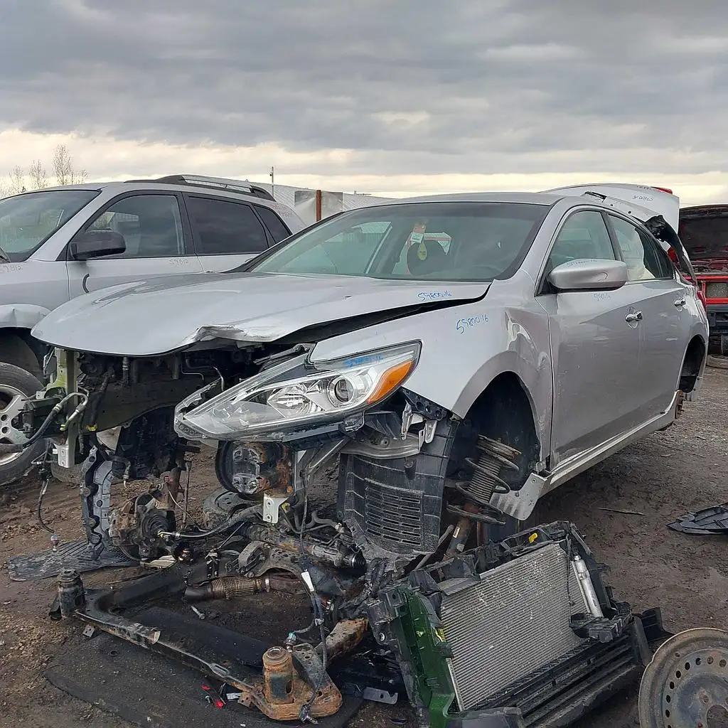 Photo of 2016 Nissan Altima