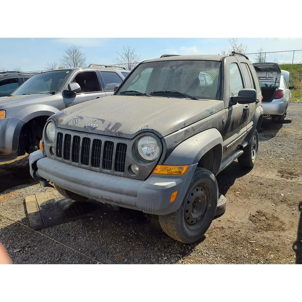 Photo of 2005 Jeep Liberty