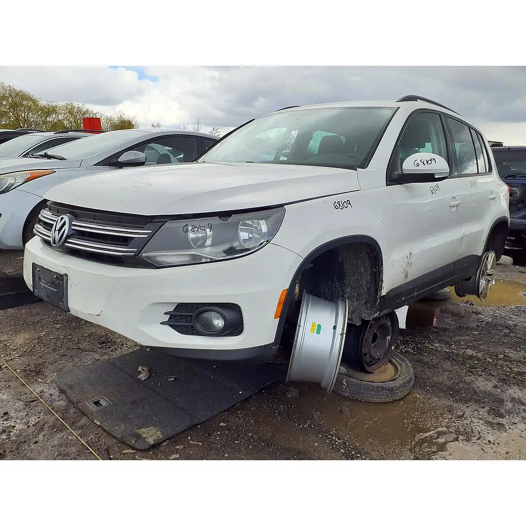 Photo of 2012 Volkswagen Tiguan