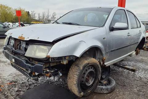 Photo of 2004 Volkswagen Jetta