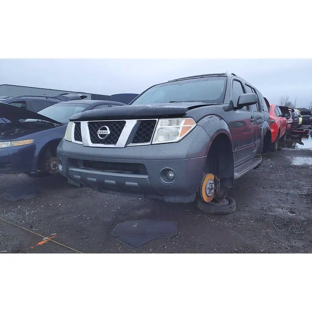 Photo of 2005 Nissan Pathfinder
