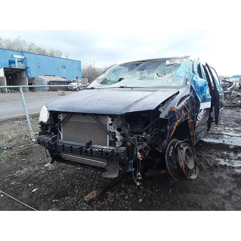 Photo of 2013 Chrysler Town & Country