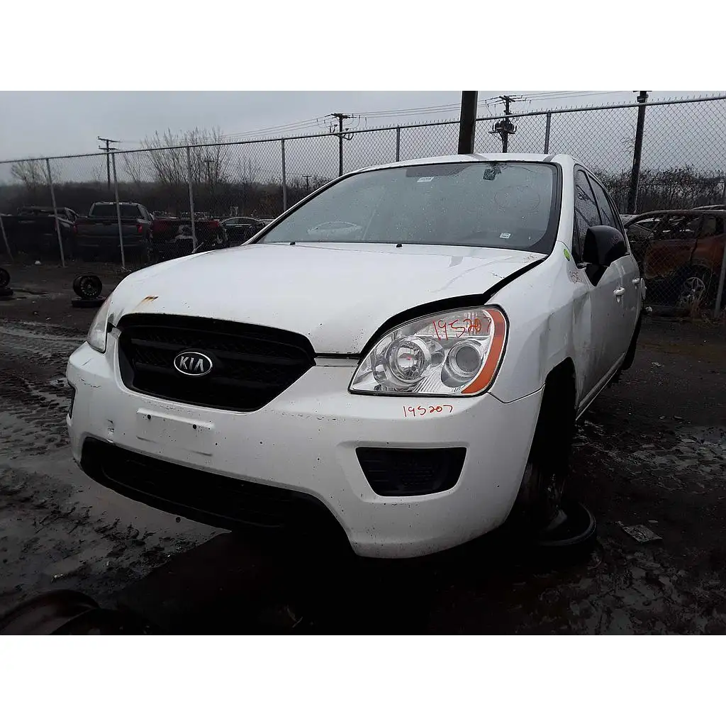 Photo of 2009 Kia Rondo