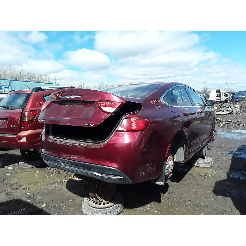 Photo of 2015 Chrysler 200