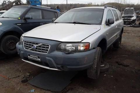 Photo of 2004 Volvo V70