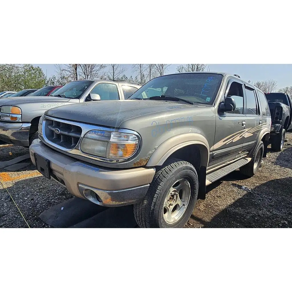Photo of 1999 Ford Explorer