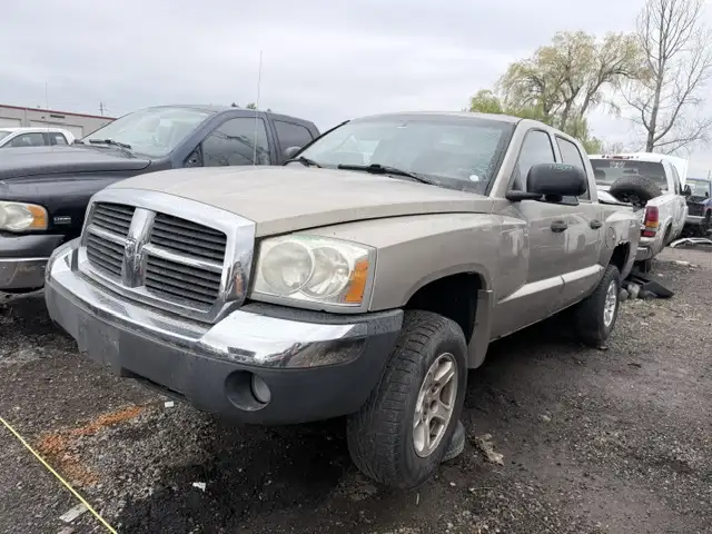 Photo of 2005 Dodge Dakota