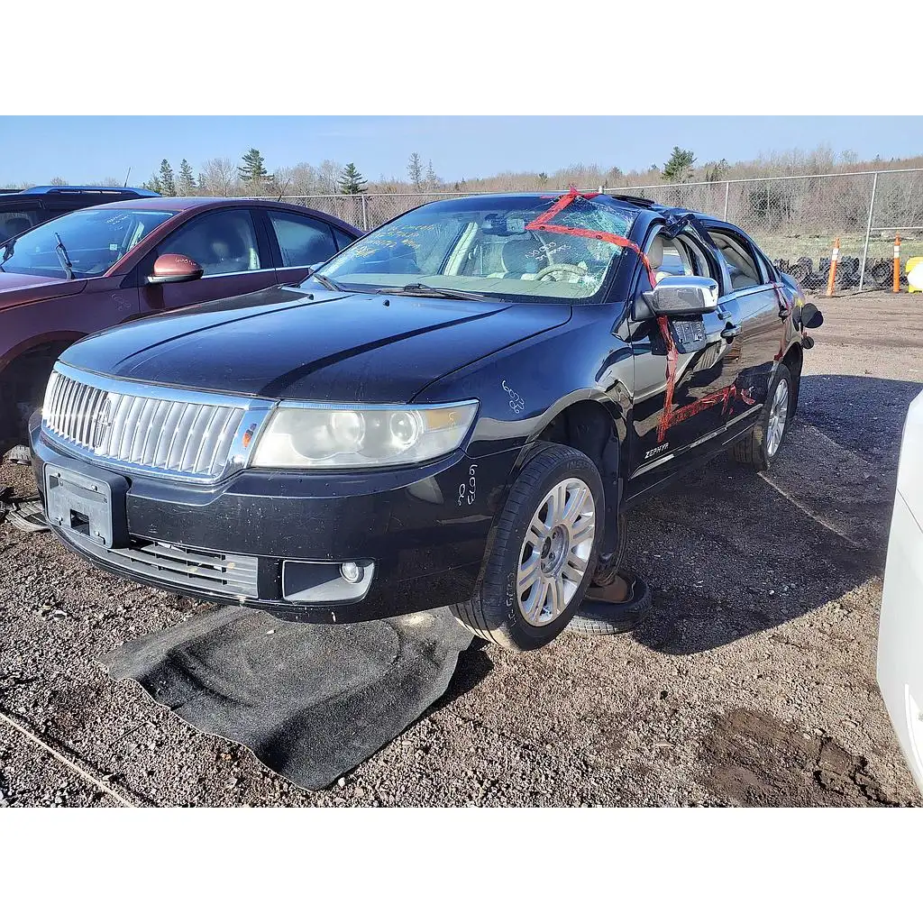Photo of 2006 Lincoln Zephyr