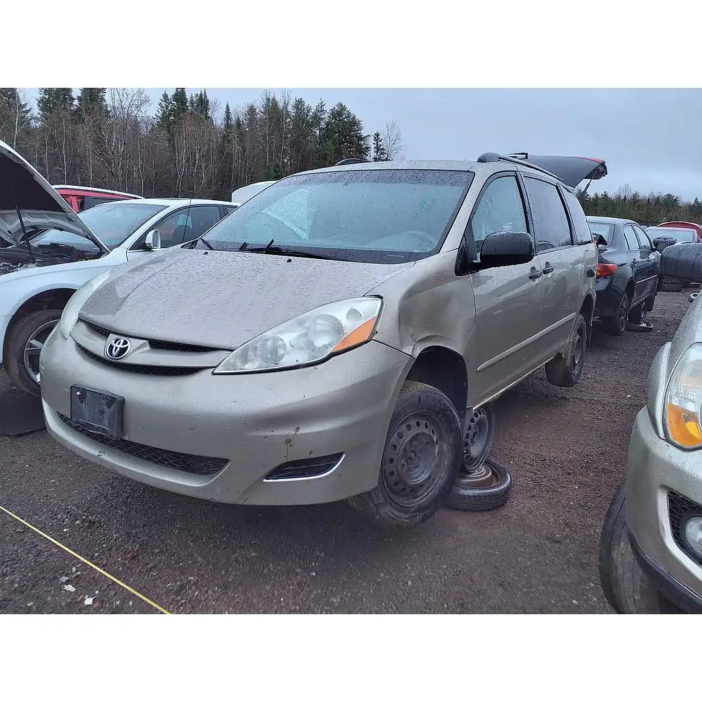 Photo of 2009 Toyota Sienna