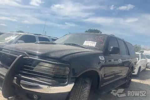 Photo of 2002 Ford Expedition