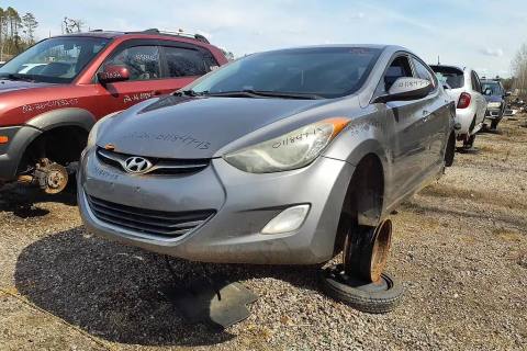 Photo of 2013 Hyundai Elantra