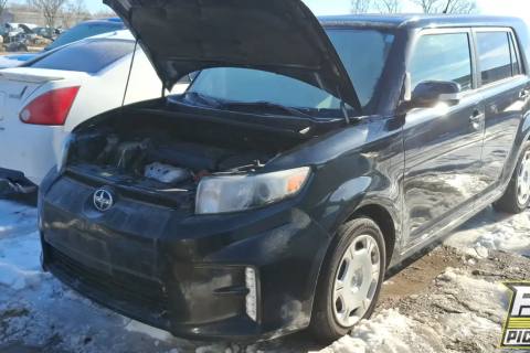 Photo of 2010 Nissan Versa