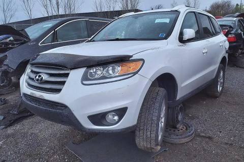 Photo of 2012 Hyundai Santa Fe