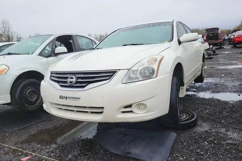 Photo of 2010 Nissan Altima