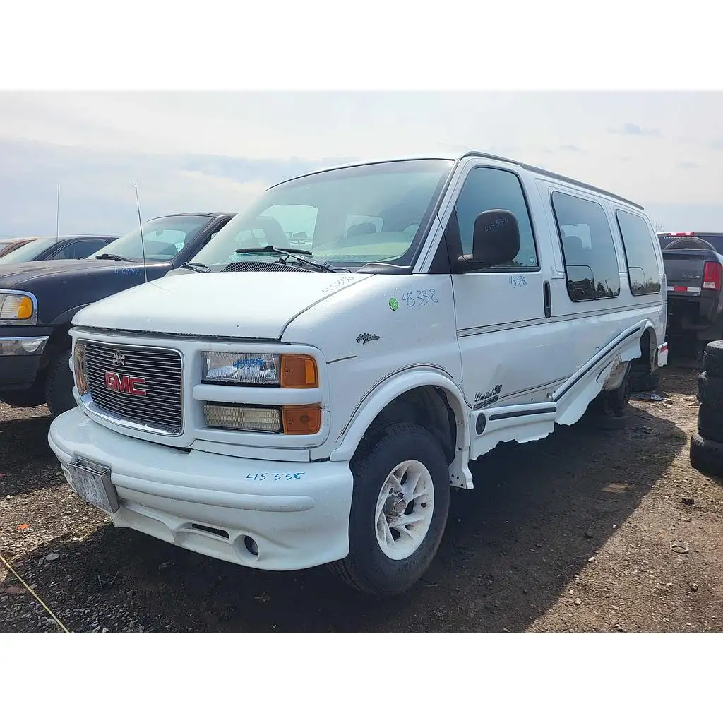 Photo of 2000 Gmc Savana Cargo