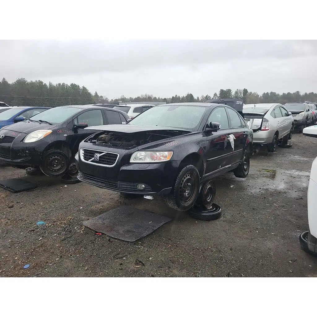 Photo of 2010 Volvo S40