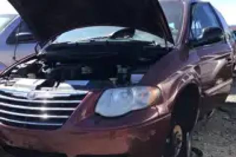 Photo of 2006 Chrysler Town & Country