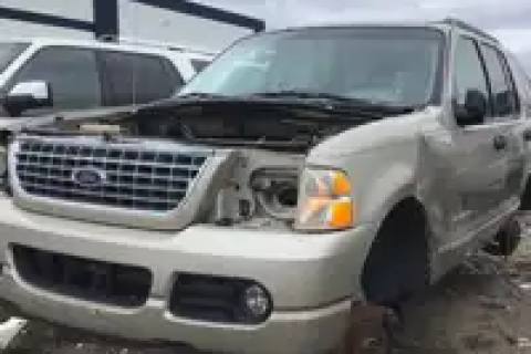 Photo of 2005 Ford Explorer