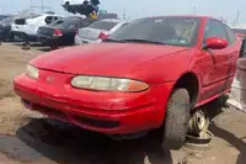 Photo of 2000 General Motors Alero