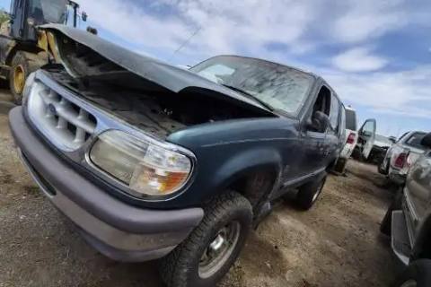 Photo of 1996 Ford Explorer
