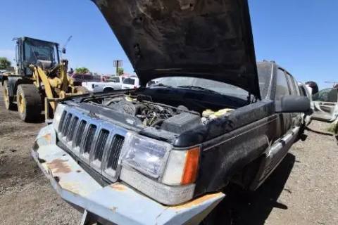Photo of 1997 Jeep Grand Cherokee