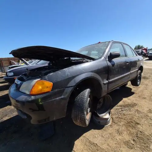 Photo of 2000 Mazda Mazda Protege