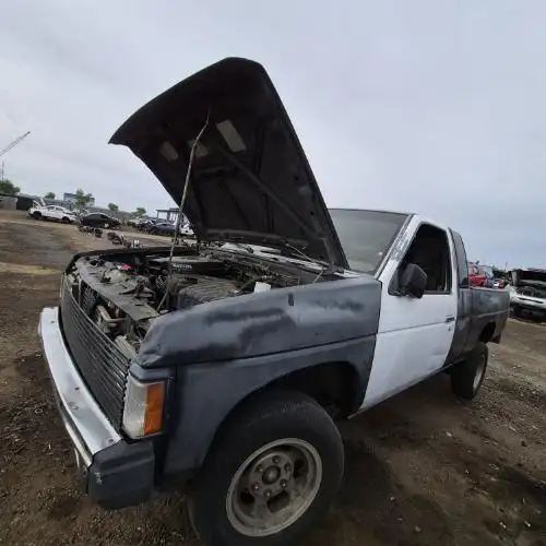 Photo of 1990 Nissan Nissan Pickup