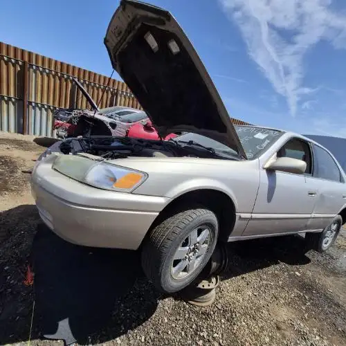 Photo of 1999 Toyota Camry