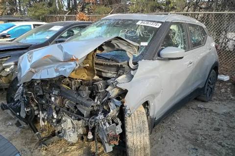 Photo of 2023 Nissan Kicks
