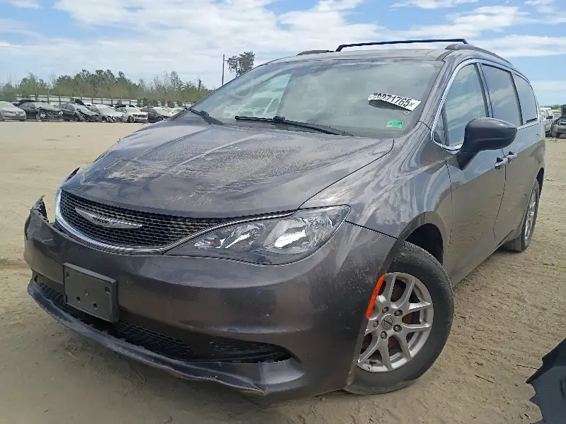 Photo of 2021 Chrysler Voyager