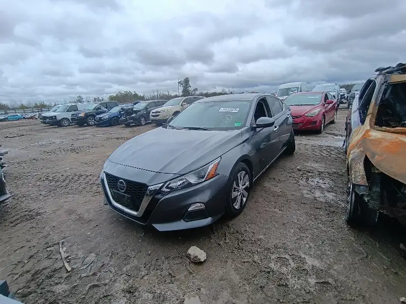 Photo of 2020 Nissan Altima