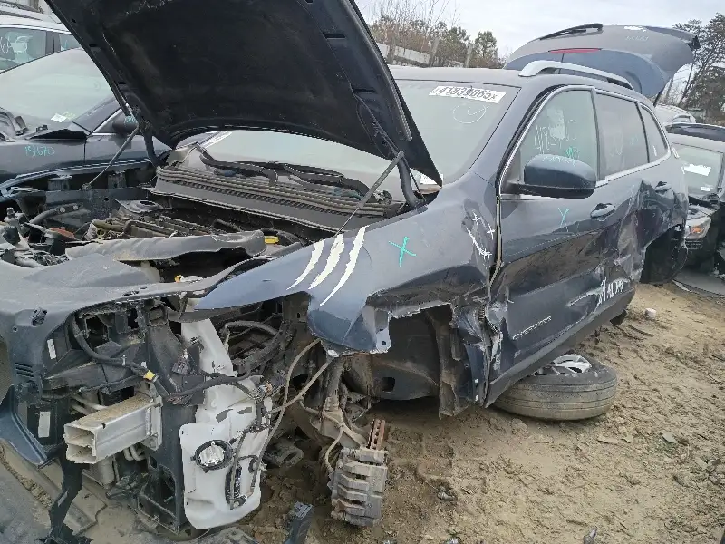 Photo of 2019 Jeep Cherokee