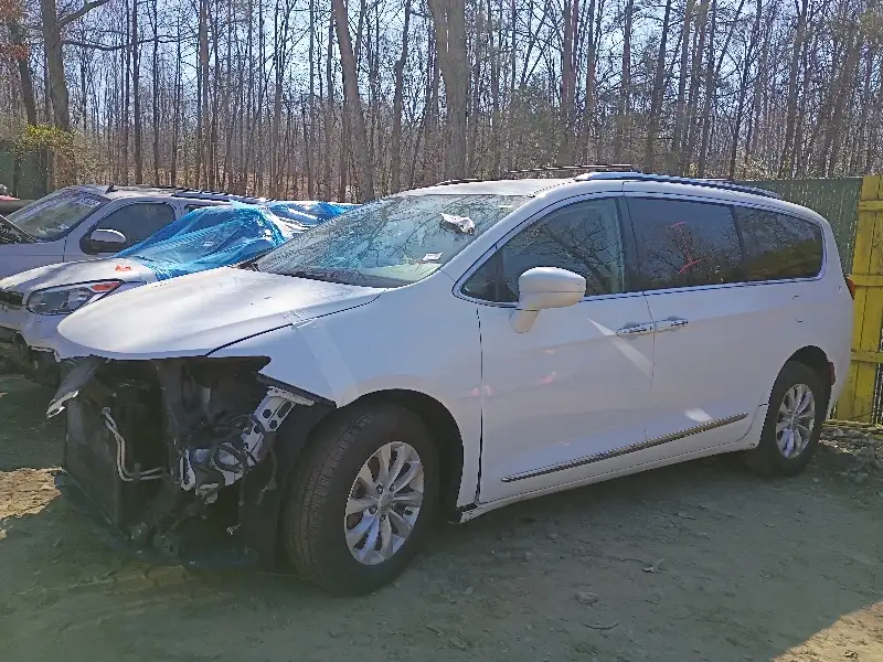 Photo of 2018 Chrysler Pacifica