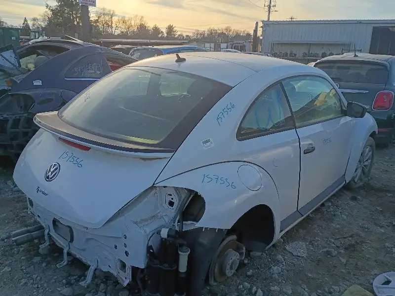Photo of 2018 Volkswagen Beetle