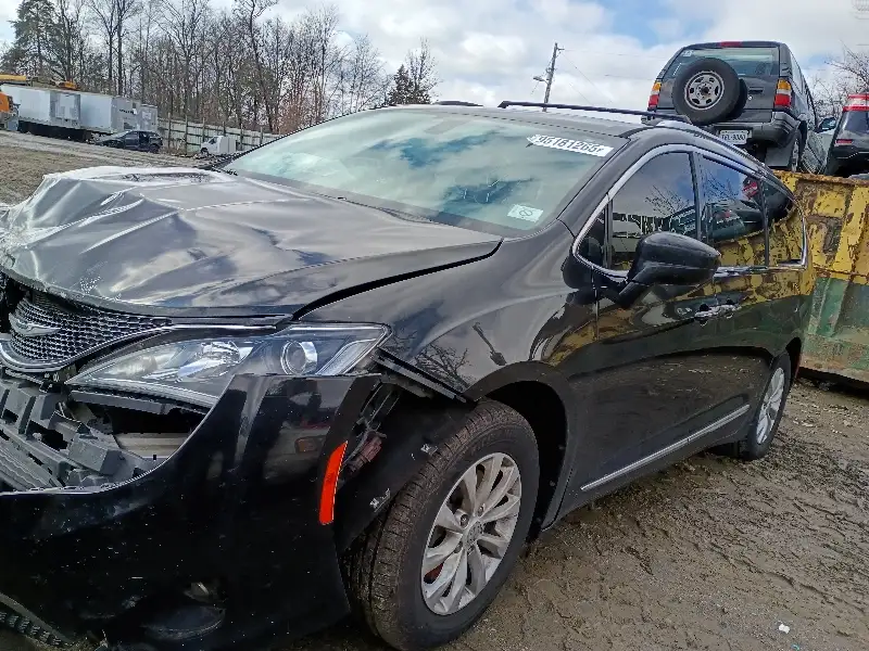 Photo of 2018 Chrysler Pacifica