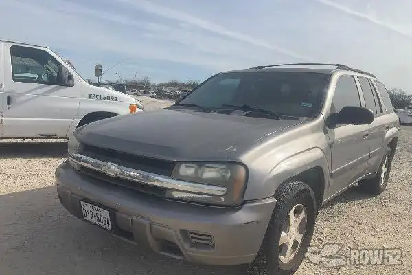 Photo of 2005 Chevrolet Trailblazer