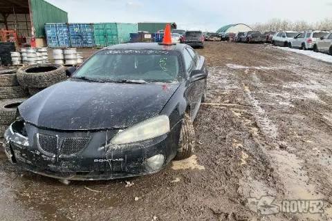 Photo of 2004 Pontiac Grand Prix