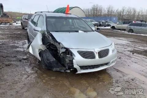 Photo of 2005 Pontiac Vibe
