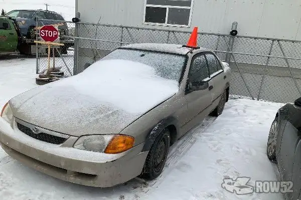 Photo of 2000 Mazda Protege