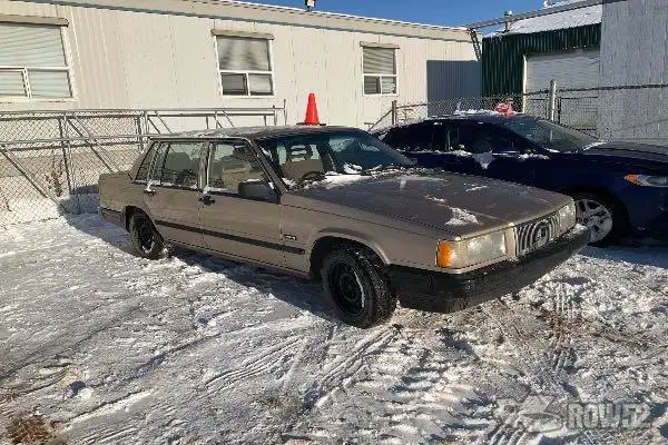 Photo of 1991 Volvo 740