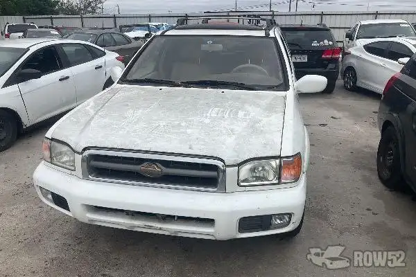 Photo of 2001 Nissan Pathfinder