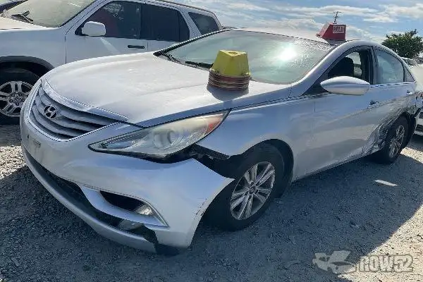 Photo of 2013 Hyundai Sonata