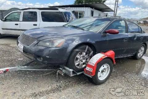 Photo of 2002 Nissan Altima