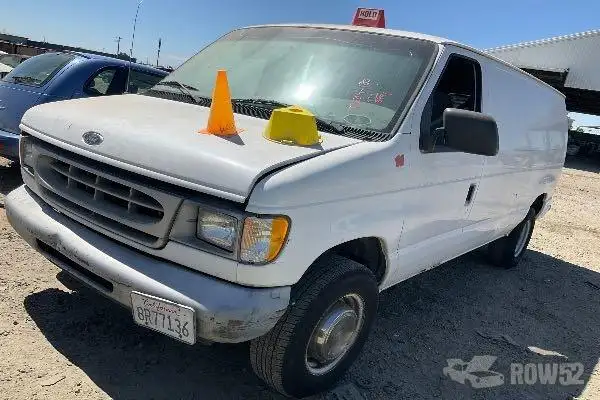 Photo of 1999 Ford Econoline