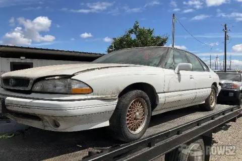 Photo of 1995 Pontiac Bonneville