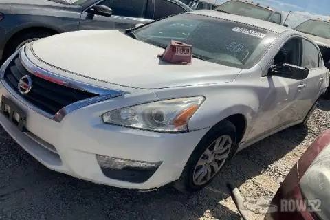 Photo of 2015 Nissan Altima