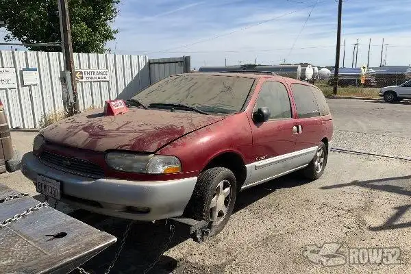 Photo of 2000 Nissan Quest