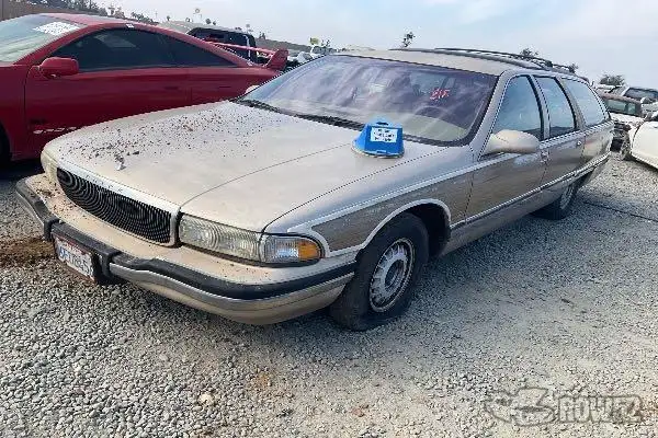 Photo of 1995 Buick Roadmaster Wagon